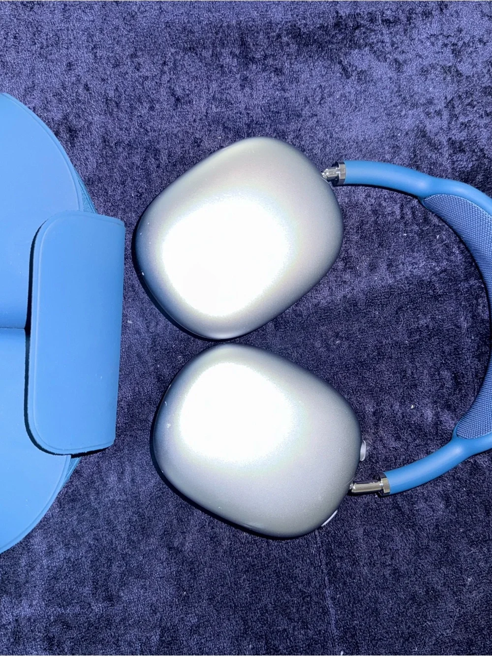 Apple AirPods Max Silver with Blue Headband